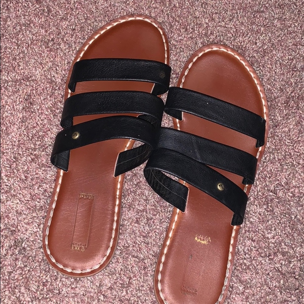 ROXY SANDALS